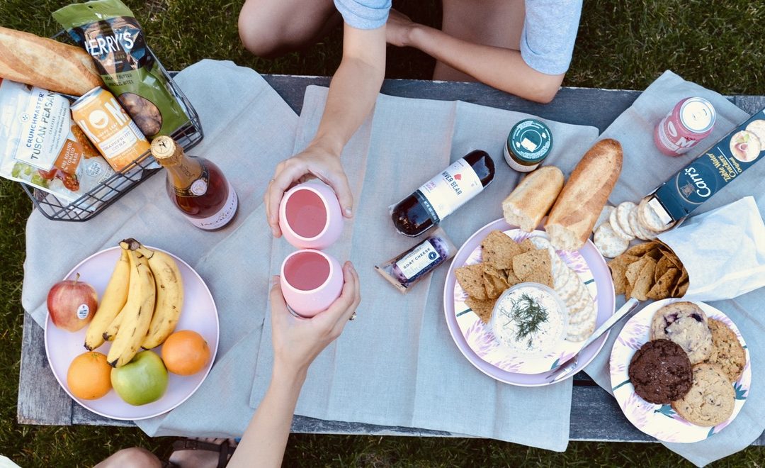 How To – Host The Perfect Picnic!
