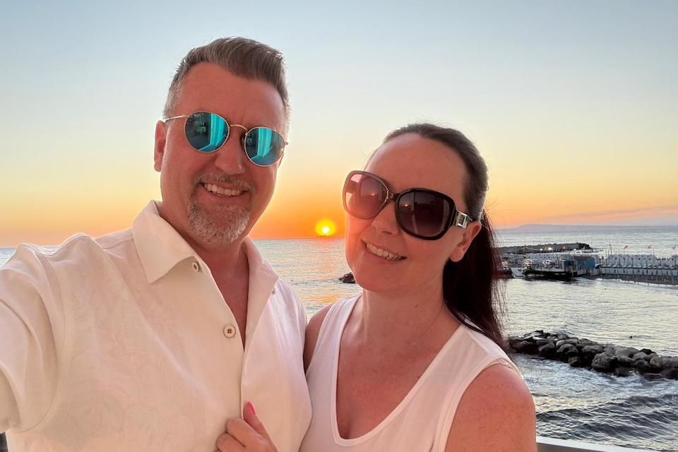 Broker Clinton Howell on vacation